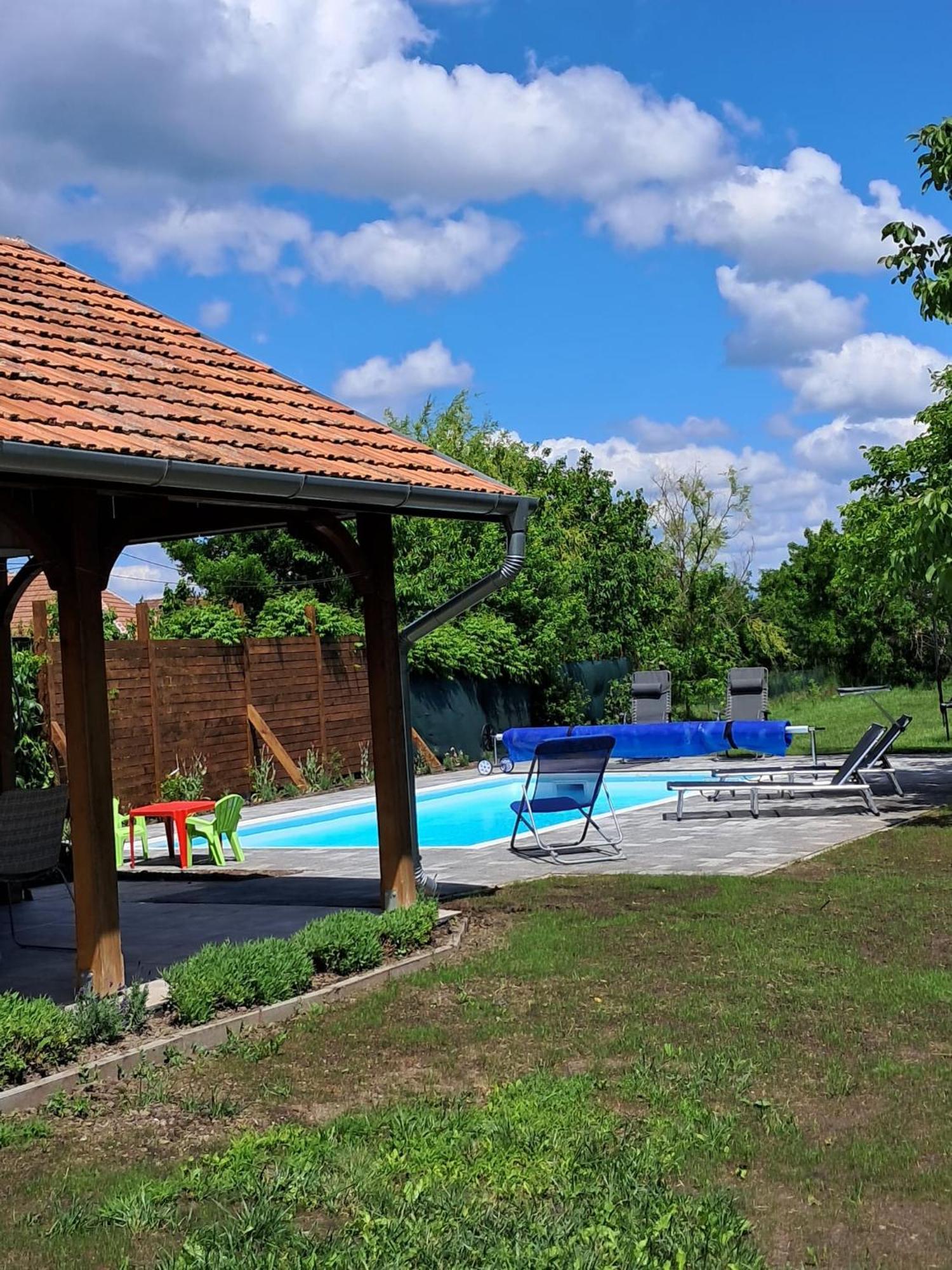Melody Huis Poroszló Εξωτερικό φωτογραφία